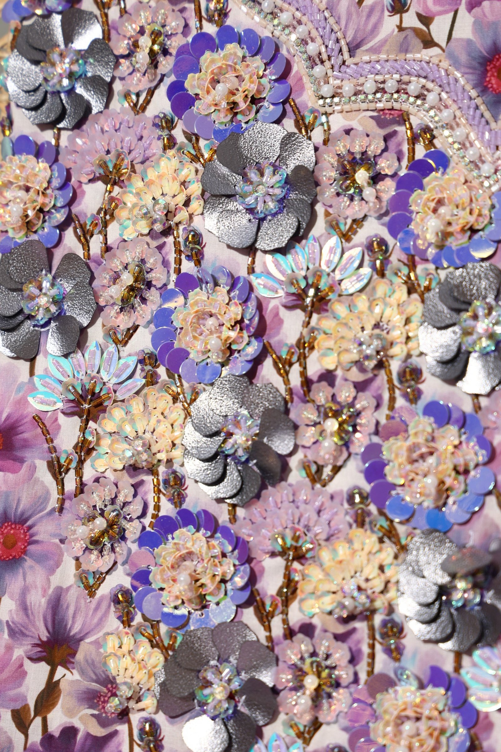 R15 - الصورة 7