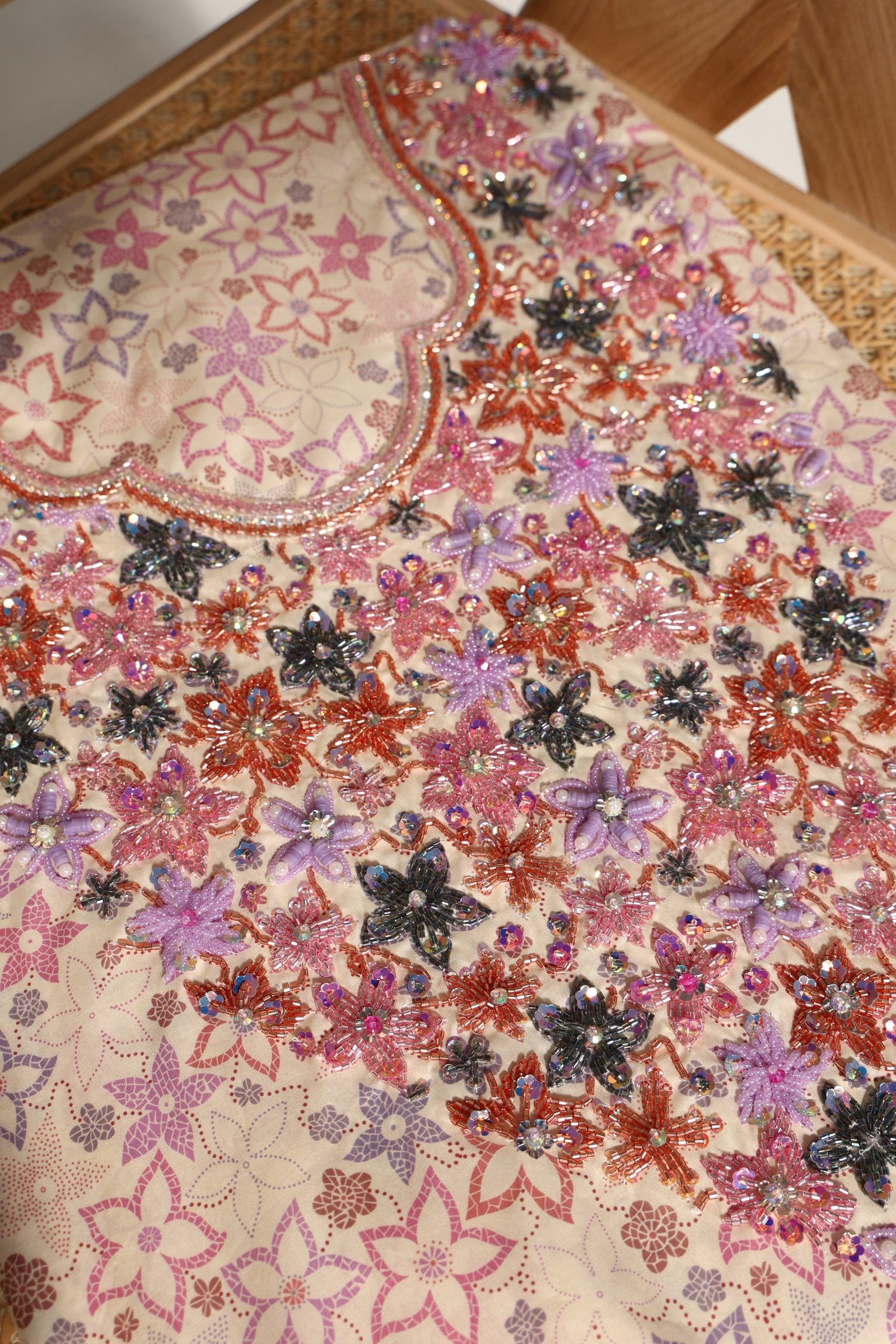 A03 - الصورة 12